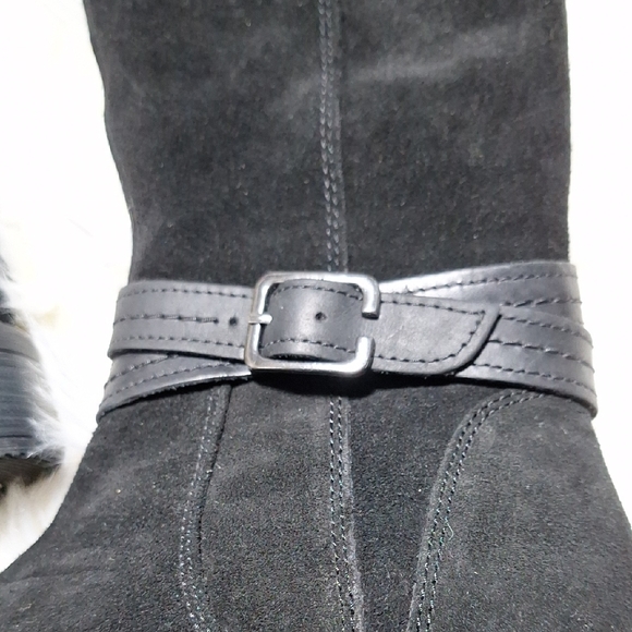 NWT Elegant Clarks Black Suede Women's Boots - Picture 2 of 10